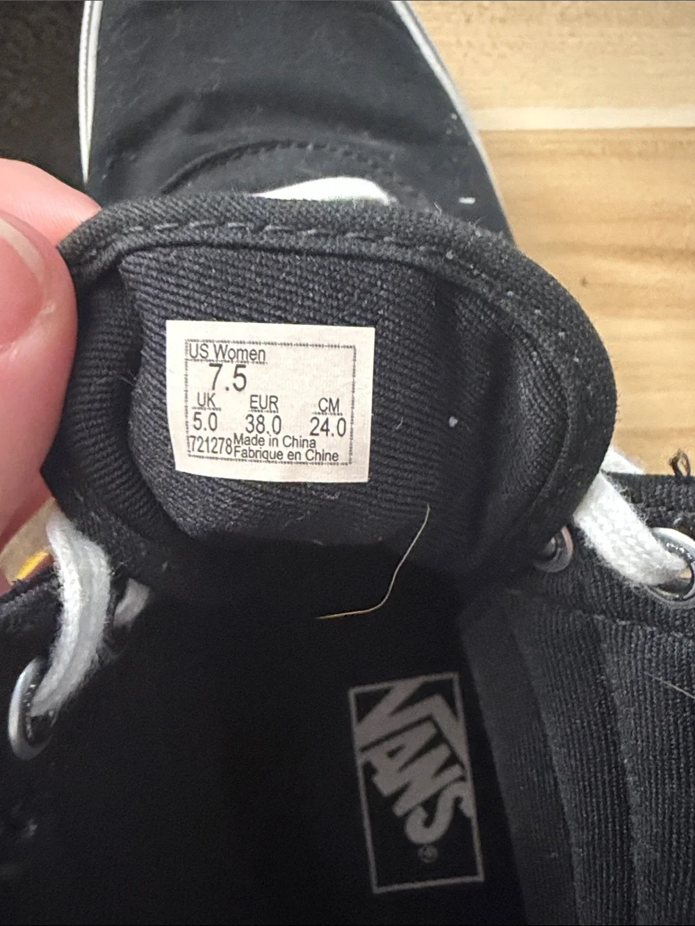 Hightop Canvas Vans